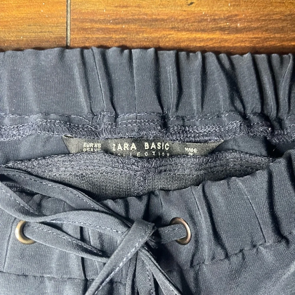 Zara Women's Dark Blue Joggers
